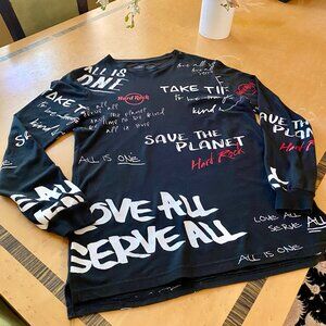 Black Hard Rock Cafe Shirt